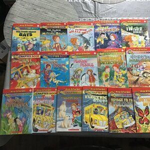 Lot of 16 Magic School Bus Science Chapter Bks--Nice Shape--Homeschool Science